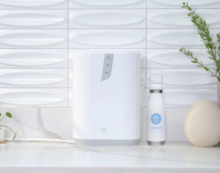 eSpring™ Фірмова пляшка